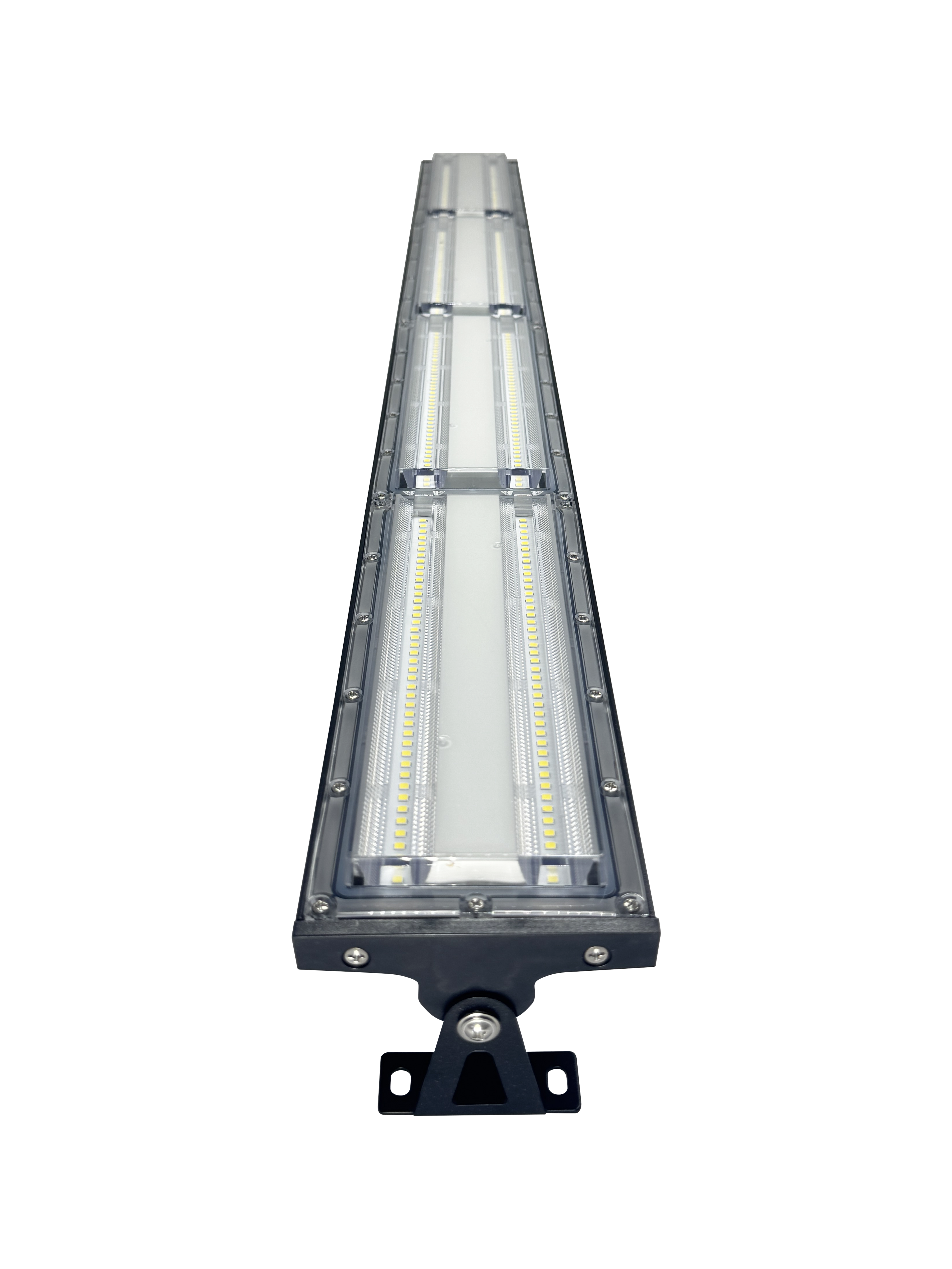 Светильник складской линейный с линзой UFOY-200W/03 200Вт 5700K 20000лм IP65 без пульсации WOLTA